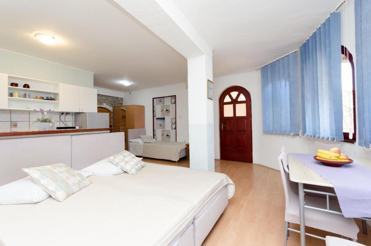 Apartment Goran Нови-Винодолски Экстерьер фото
