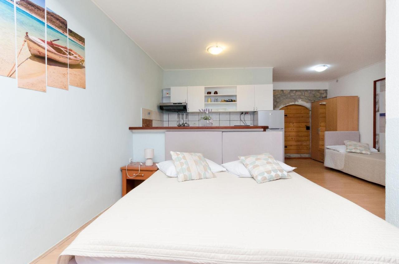Apartment Goran Нови-Винодолски Экстерьер фото